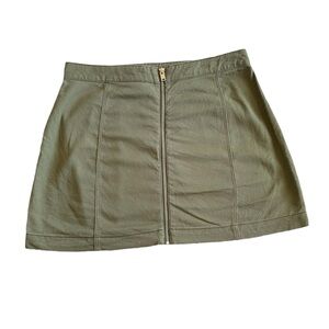 H&M | Green A-Line Mini Skirt | Divide Khaki Casual Skirt Women’s Size 10